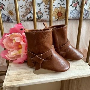 Faux Leather Baby Crib Boots